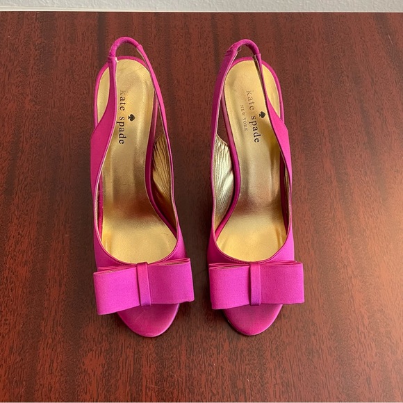 Kate Spade fuchsia satin sling back heels with bow - Picture 2 of 7